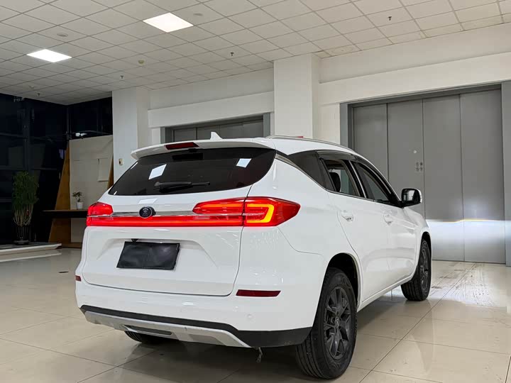 BYD Song 2020 2020款 经典版 1.5T 自动精英型