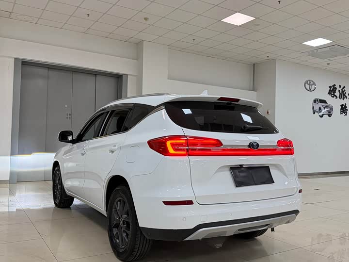 BYD Song 2020 2020款 经典版 1.5T 自动精英型