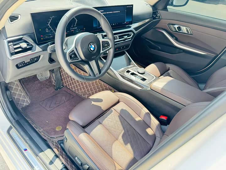 Zdjęcie 4 - BMW 3 Series