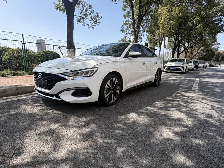 Hyundai Lafesta 2021 2021款 280TGDi DLX豪华版