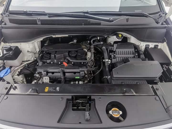 Photo 6 - Hyundai Custo