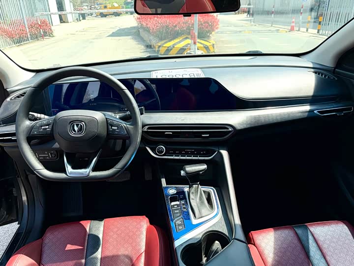 Фото 4 - Changan Eado Plus