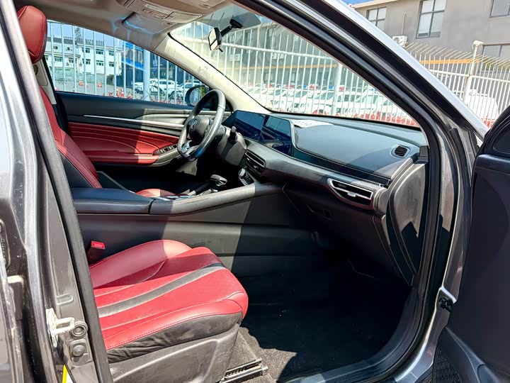 Фото 7 - Changan Eado Plus