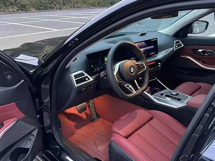BMW 3 Series 2025 2025款 330Li M运动曜夜套装