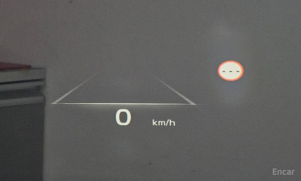 Photo 17 - Kia K8
