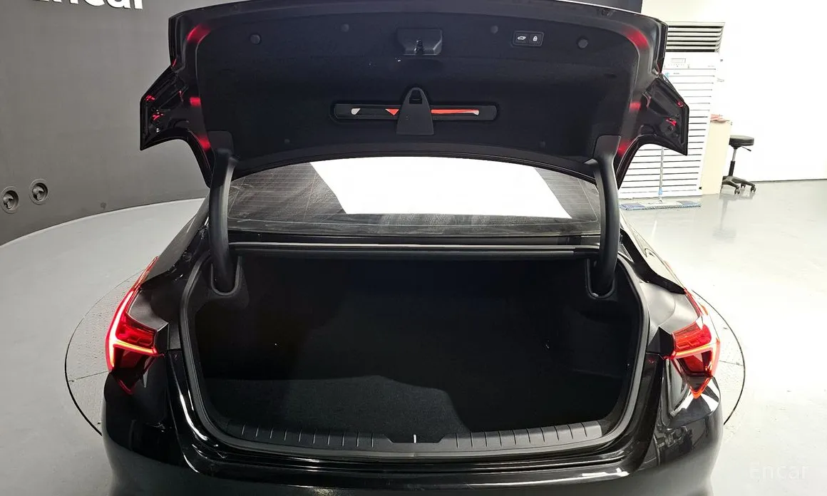 Фото 20 - Kia K8