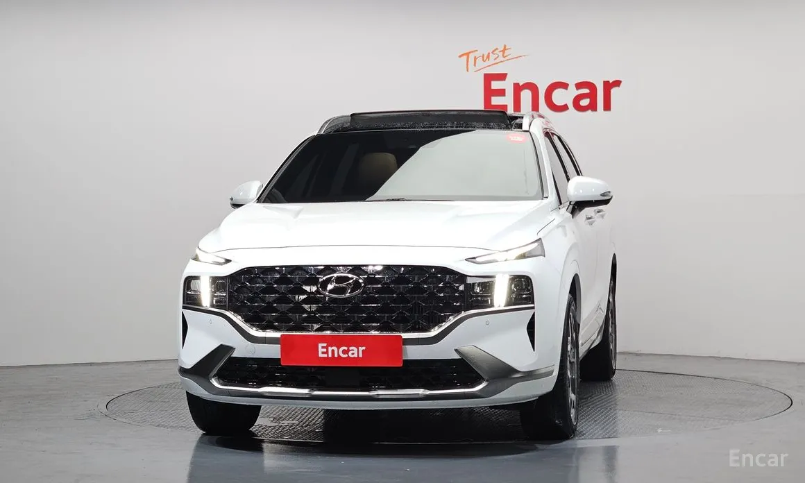 Фото 3 - Hyundai Santa Fe