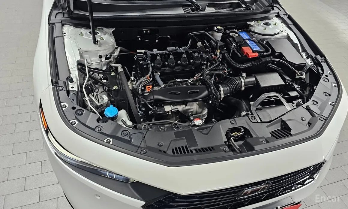 Фото 6 - Honda Accord