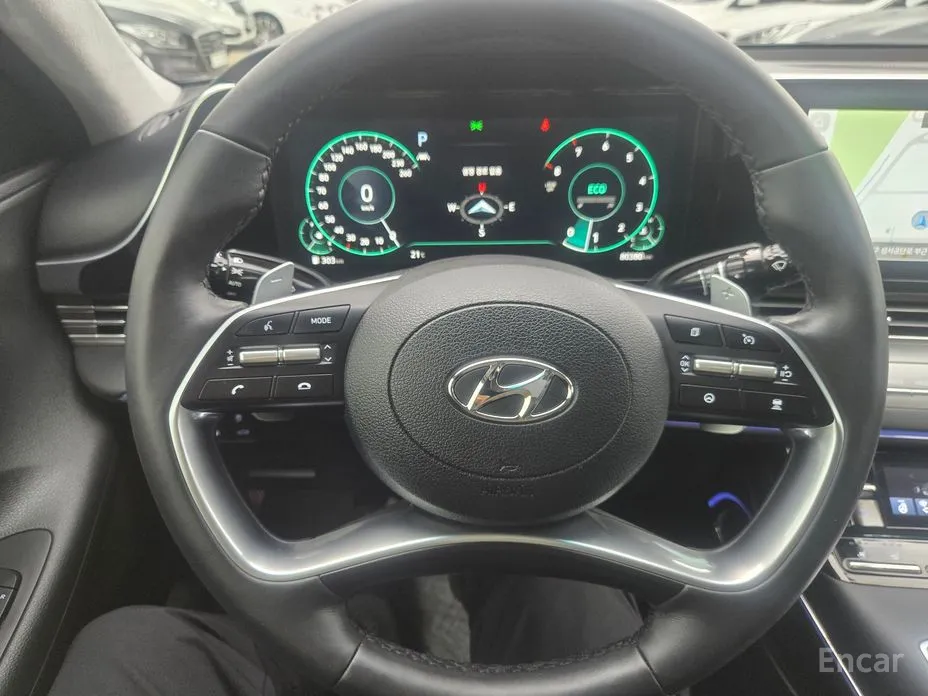Фото 14 - Hyundai Grandeur