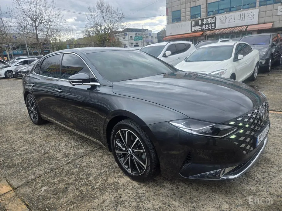 Фото 2 - Hyundai Grandeur