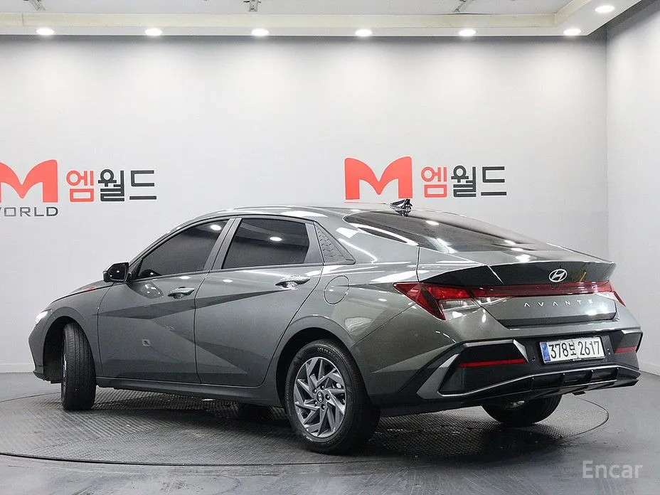 Hyundai Avante 2023 1.6