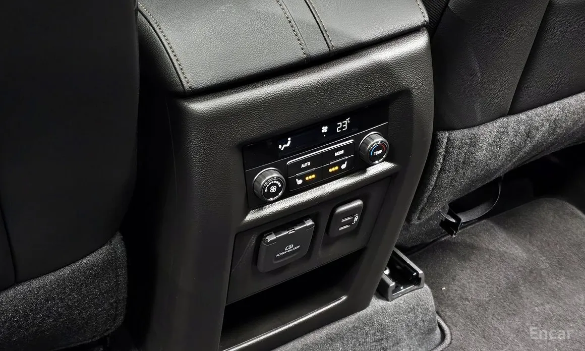 Фото 18 - Chevrolet Traverse