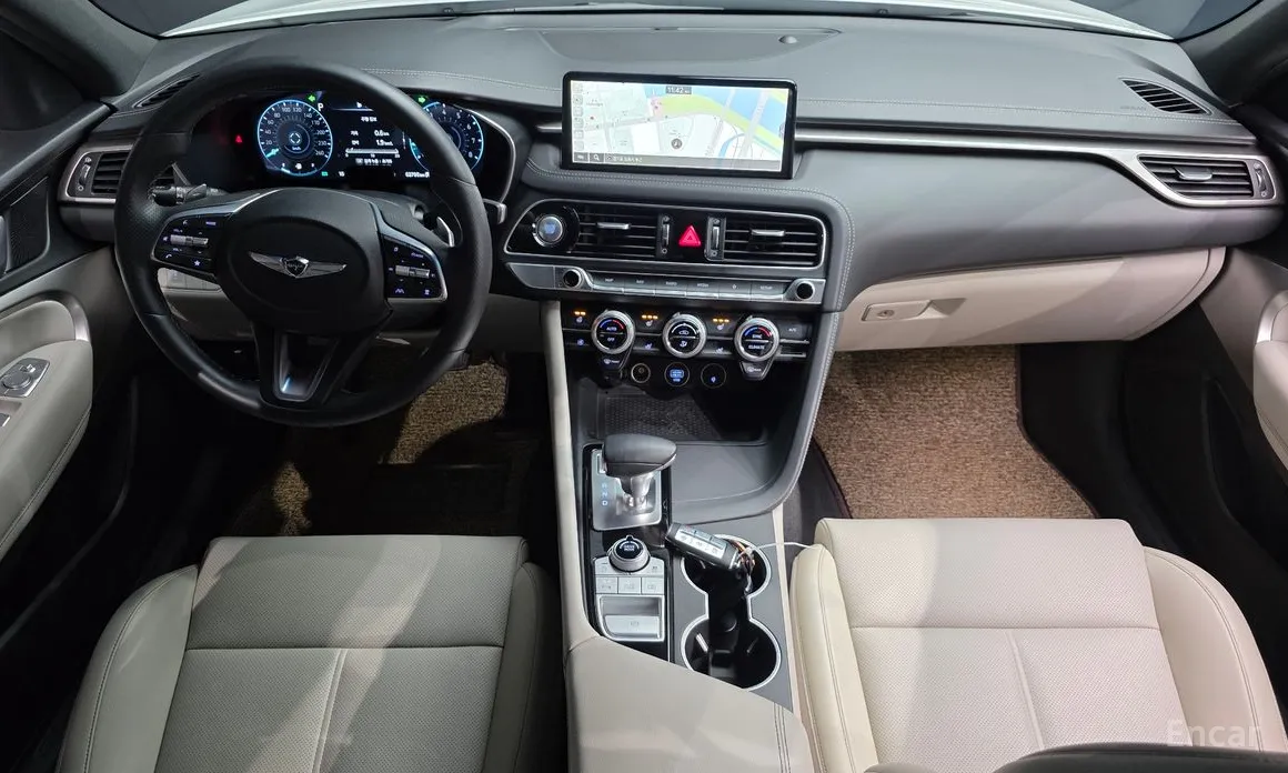 صورة 7 - Genesis G70