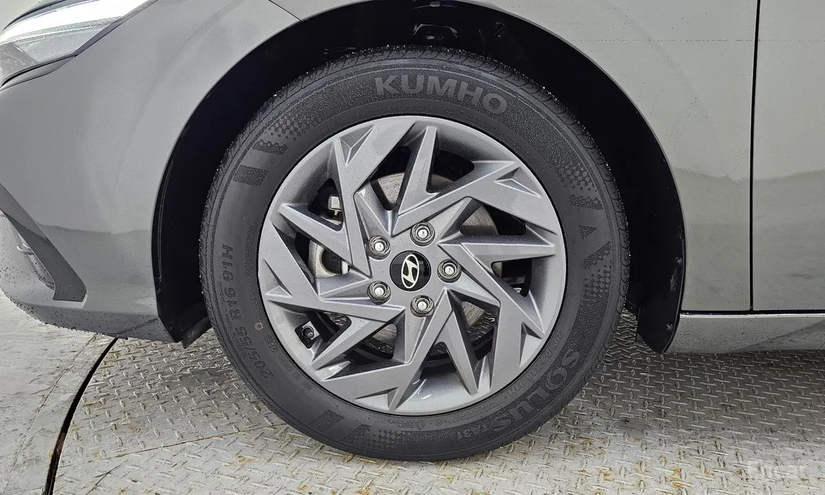Hyundai Avante 2023 1.6