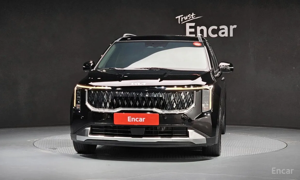Kia Carnival 2023 9-Seater Noblesse
