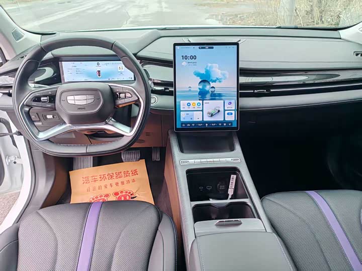 Geely Preface L 2024 2024款 油混 1.5TD 星云版