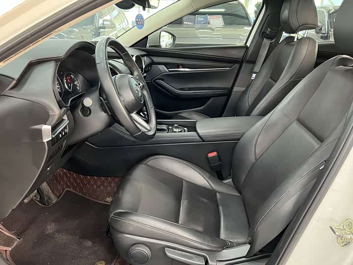 Photo 4 - Mazda 3 (Axela)