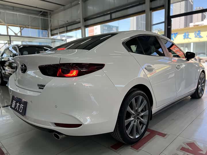 Photo 7 - Mazda 3 (Axela)