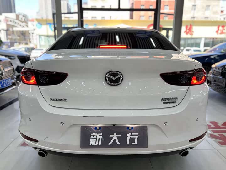 Photo 8 - Mazda 3 (Axela)