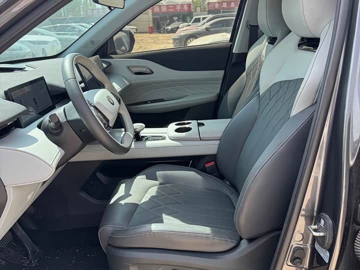 Changan UNI-Z Hybrid 2025 2025款 智慧新蓝鲸 125km 战舰+