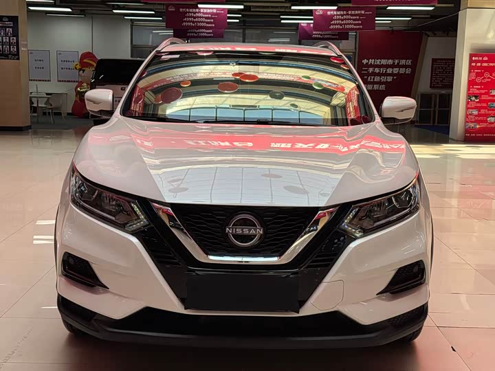 Фото 2 - Nissan Qashqai