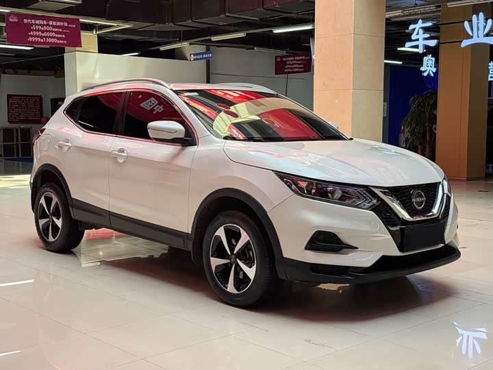 Фото 3 - Nissan Qashqai
