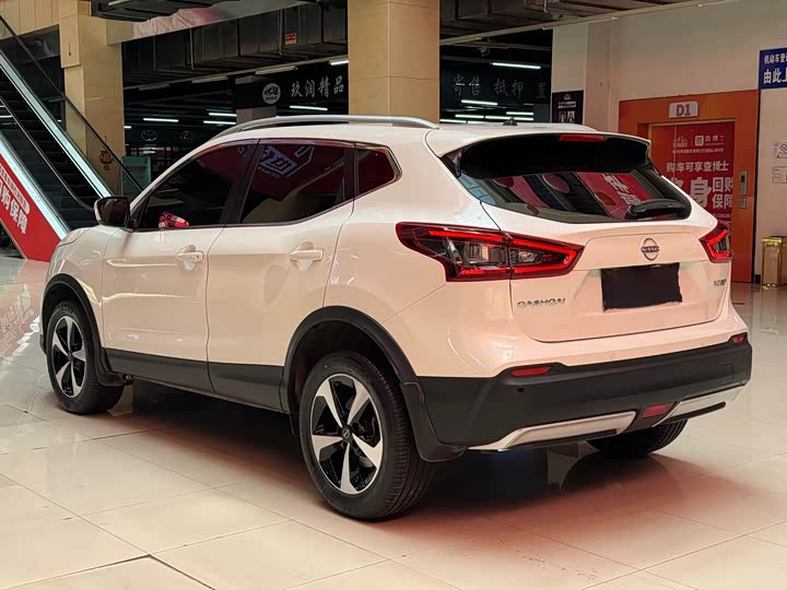 Фото 6 - Nissan Qashqai