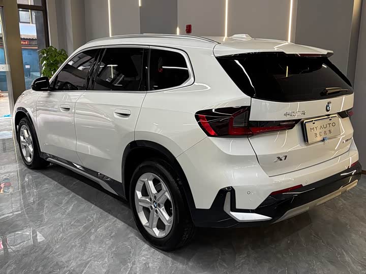 Photo 4 - BMW X1