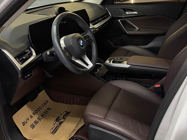 Photo 7 - BMW X1