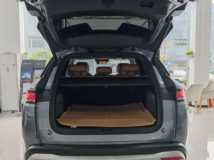 Фото 6 - BYD Song L DM-i Hybrid
