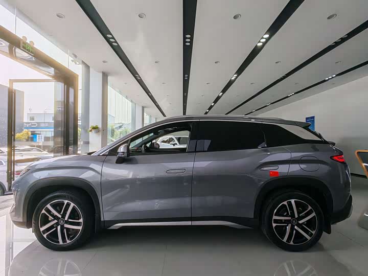 Фото 9 - BYD Song L DM-i Hybrid