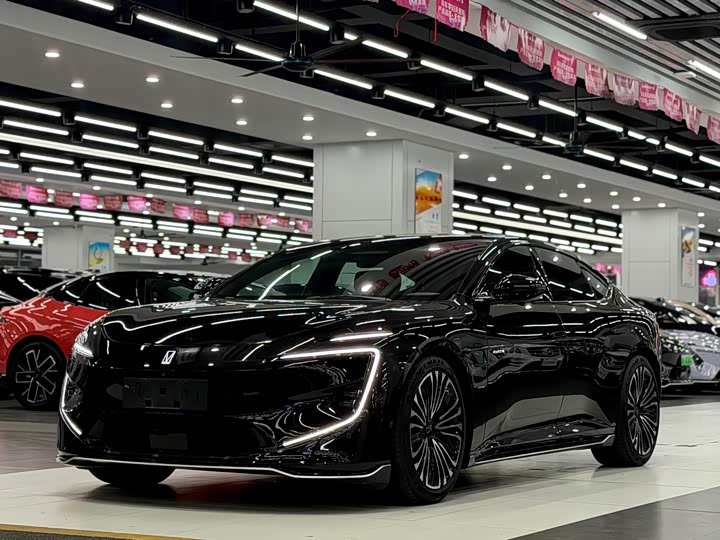 2026 Avatr 12