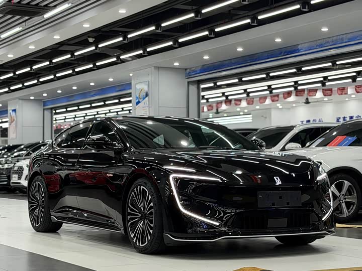 2026 Avatr 12