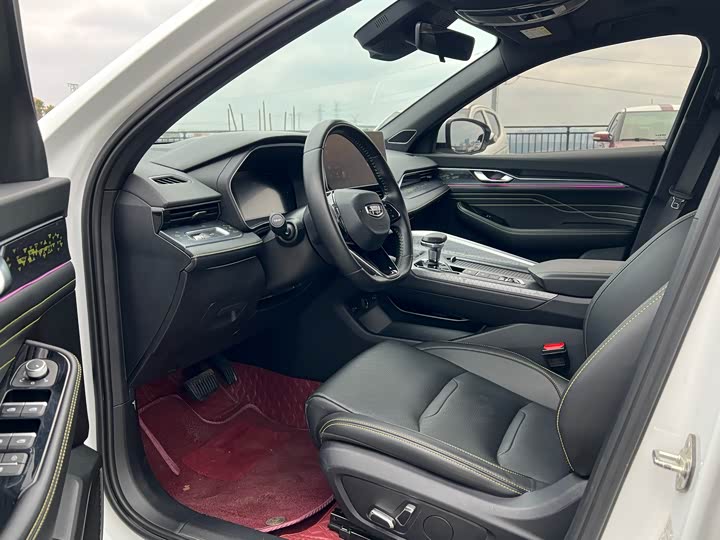 Zdjęcie 4 - Geely Preface