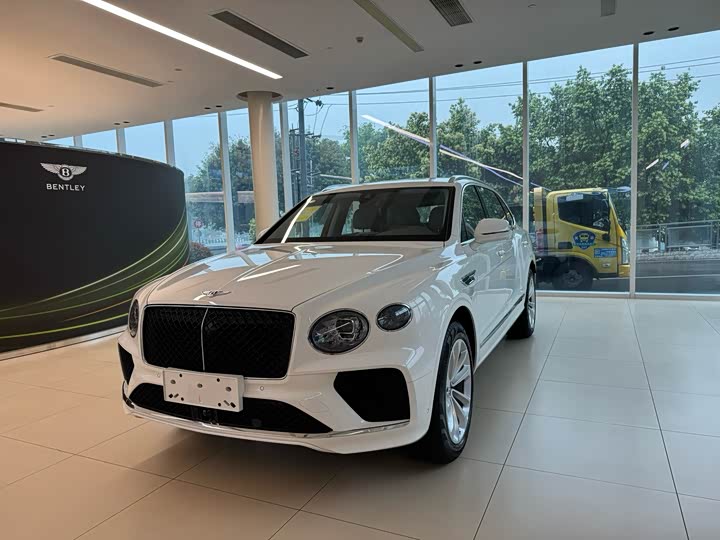2026 Bentley Bentayga