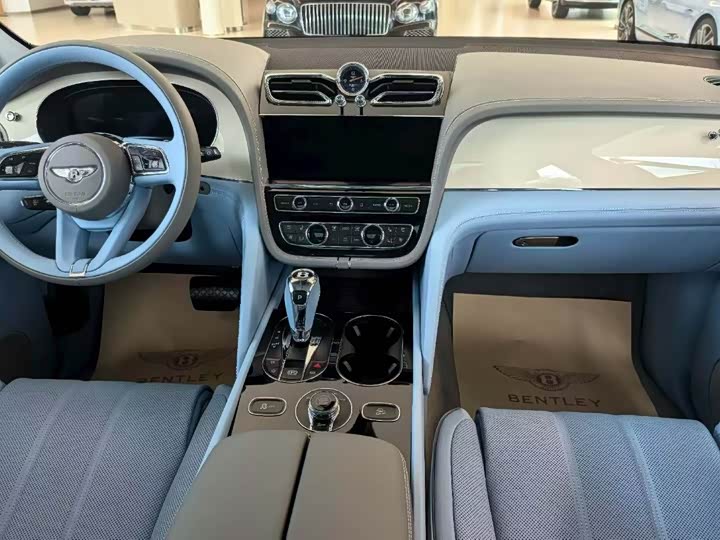 2026 Bentley Bentayga