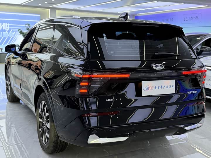 Ford Edge 2025 2025款 锐界L 2.0T EcoBoost 四驱七座至尊型
