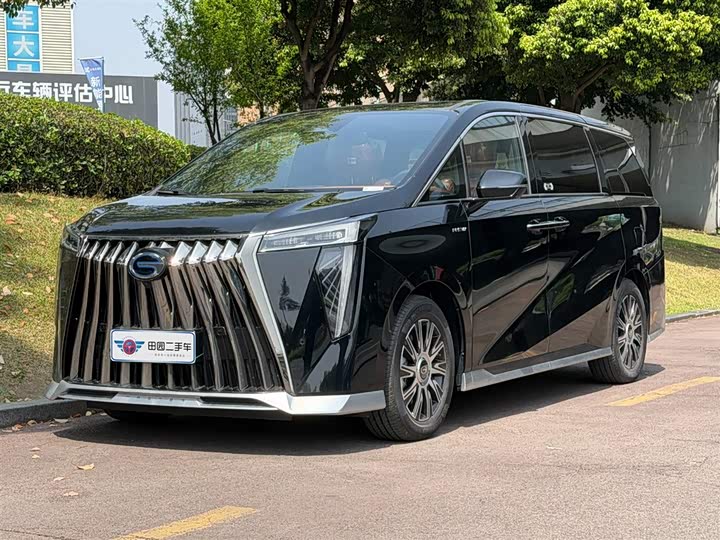 GAC Trumpchi E9 2025 2025款 E9 超级快充 尊享