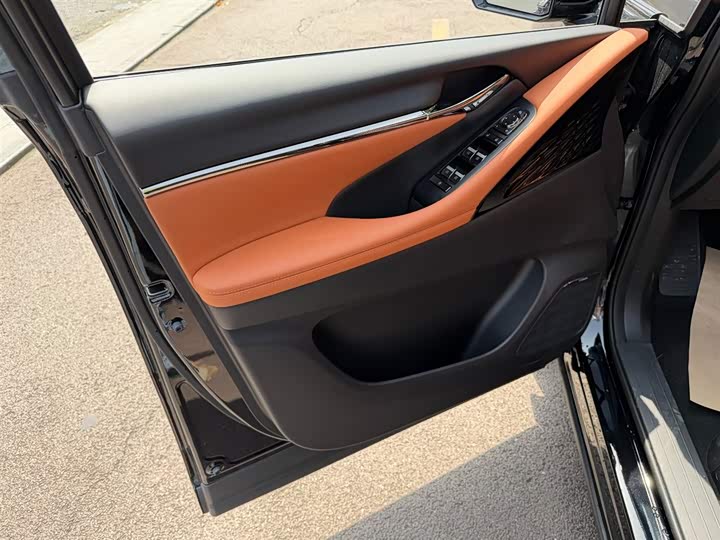 GAC Trumpchi E9 2025 2025款 E9 超级快充 尊享