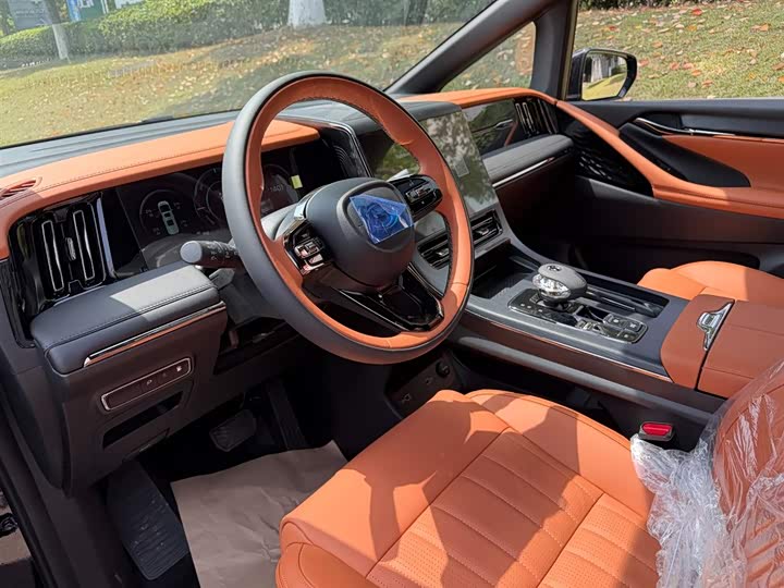 GAC Trumpchi E9 2025 2025款 E9 超级快充 尊享