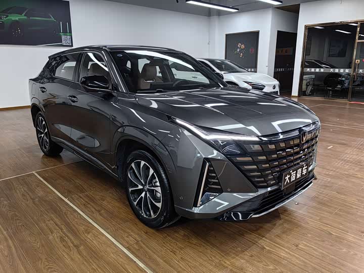 Changan UNI-Z Hybrid 2024 2024款 蓝鲸智电iDD 125km 卓越型
