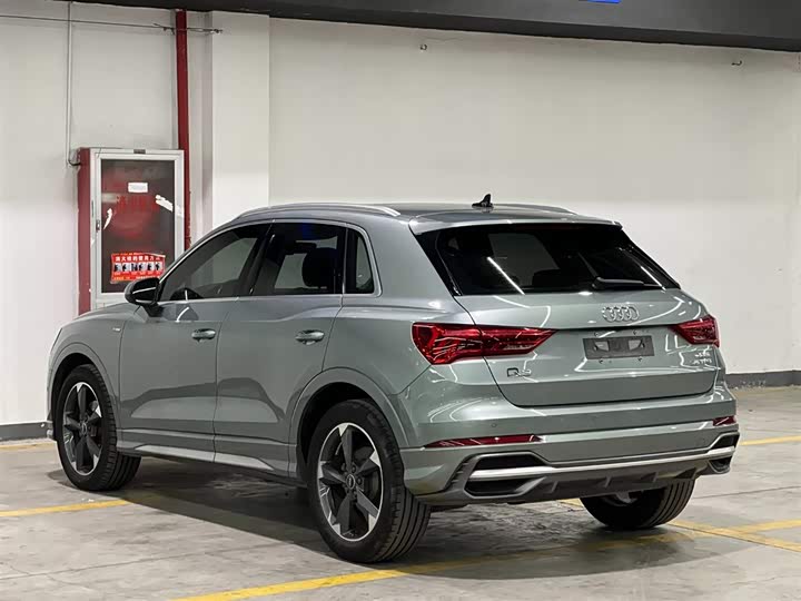Zdjęcie 4 - Audi Q3