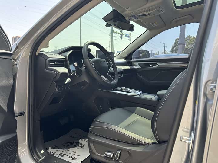 Zdjęcie 9 - Haval Jolion