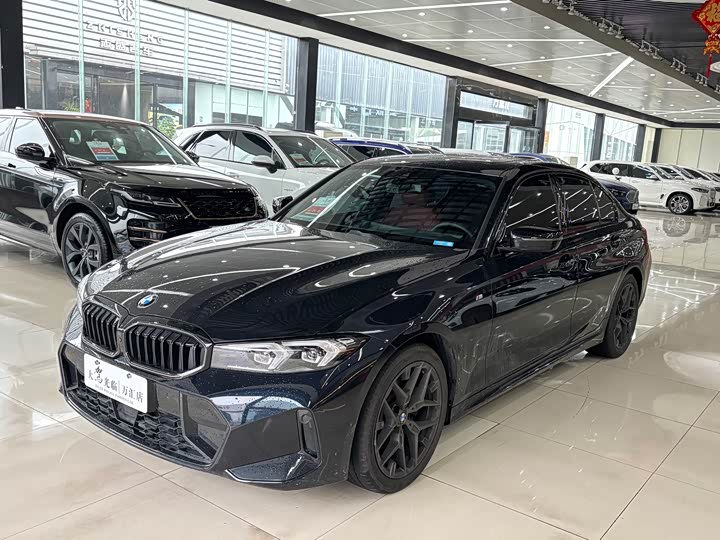 BMW 3 Series 2025 2025款 330i M运动曜夜套装