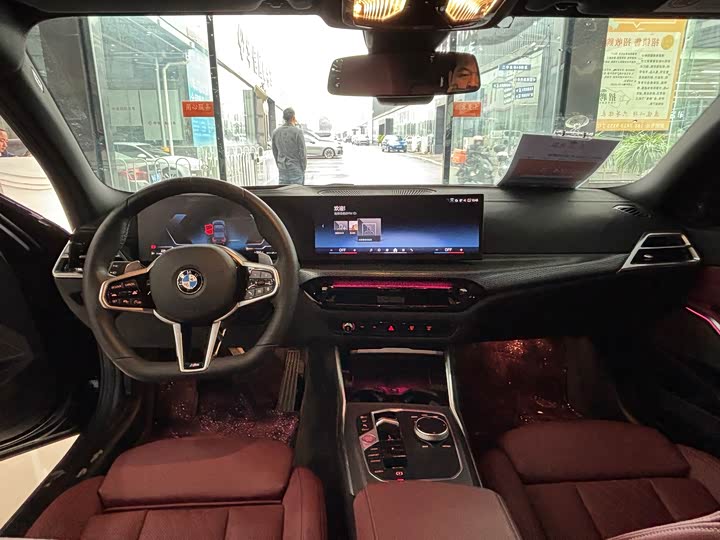BMW 3 Series 2025 2025款 330i M运动曜夜套装