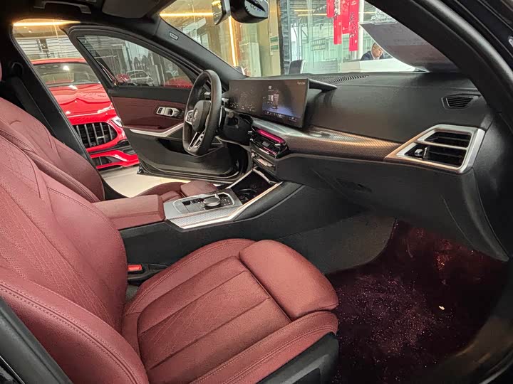 BMW 3 Series 2025 2025款 330i M运动曜夜套装