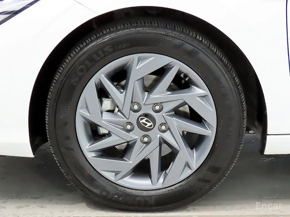 Hyundai Avante 2023 1.6