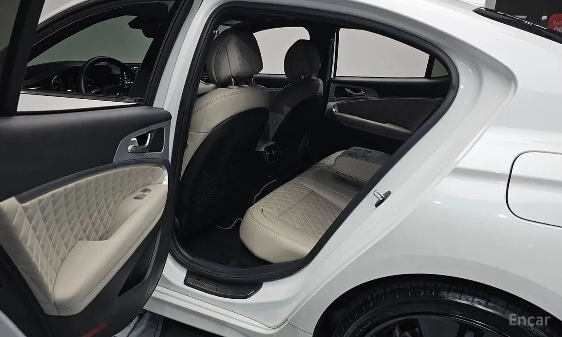 Genesis G70 2020 Gasoline 2.0T 2WD