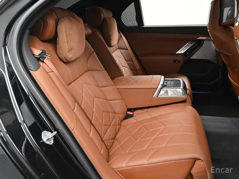 BMW i7 2022 eDrive 50 M Sport