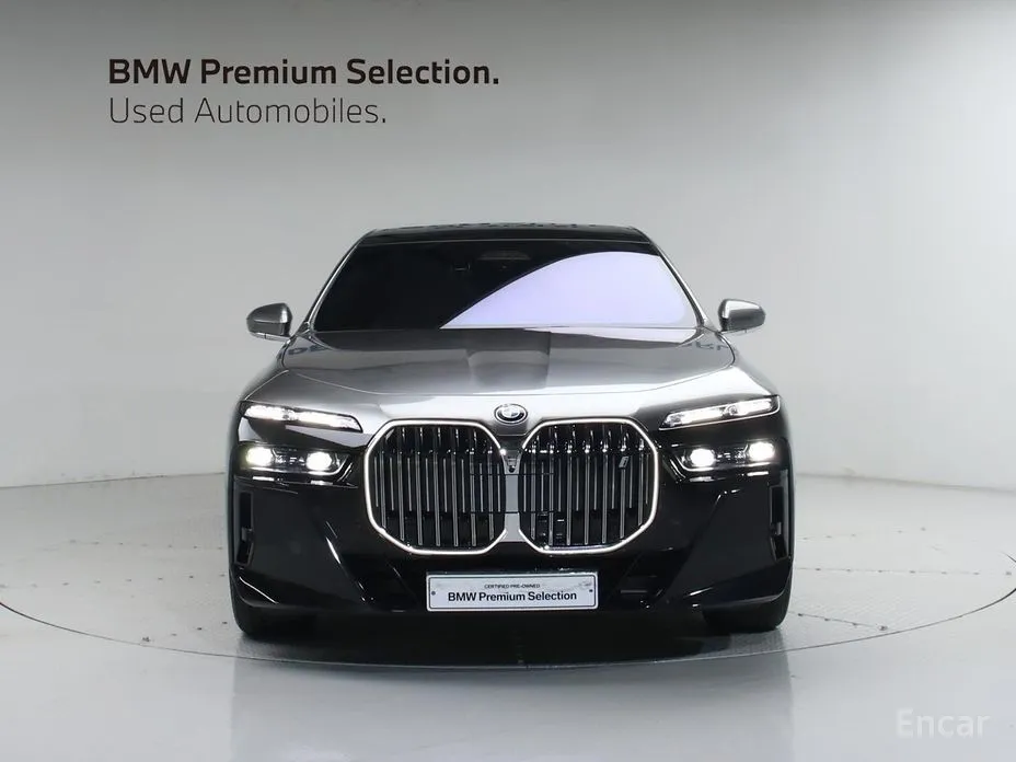 BMW i7 2022 eDrive 50 M Sport